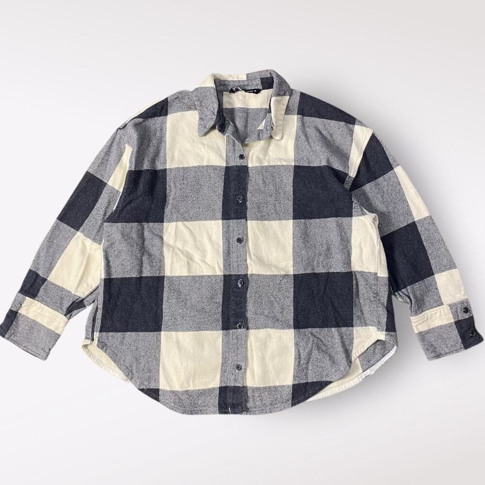 Zara Plaid Oversized Flannel‎ Jacket Womens Size XS Black Cream Preppy Indie